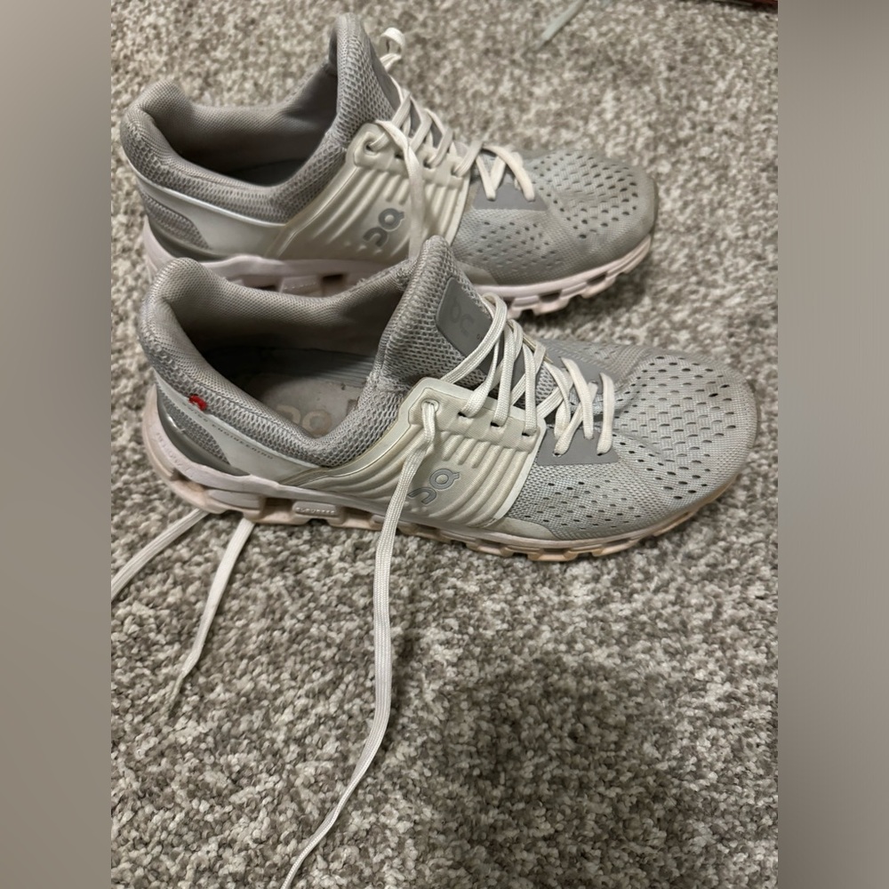 Size 7 women’s grey and white on clouds